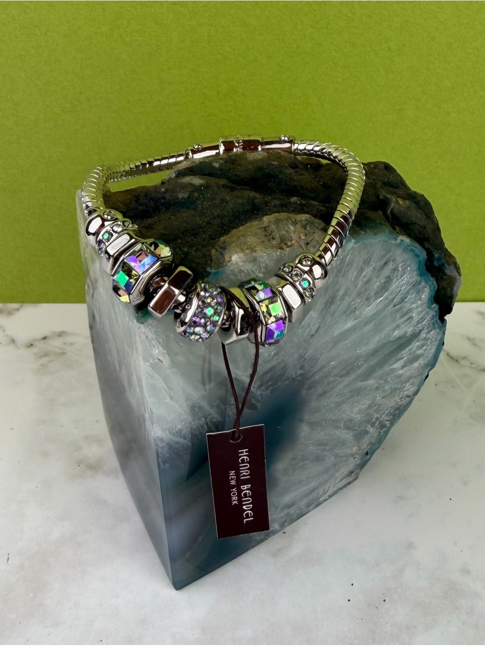 NWT Henri Bendel "Bendel Rocks" Louis Snake Chain Charm Bracelet – Iridescent